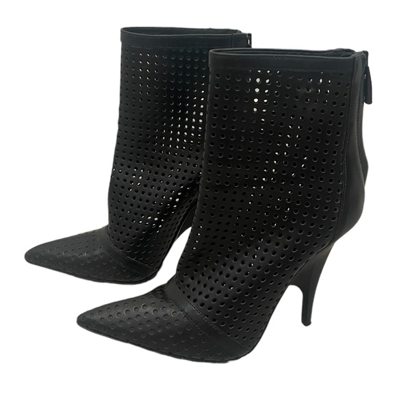 Authentic Alexander Wang Perforated Shelly Boots - Picture 8 of 11